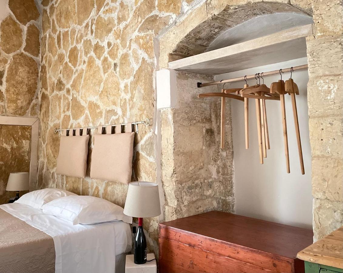 Cuturissi Hospitality & Wellnees Bed & Breakfast Ragusa Eksteriør bilde