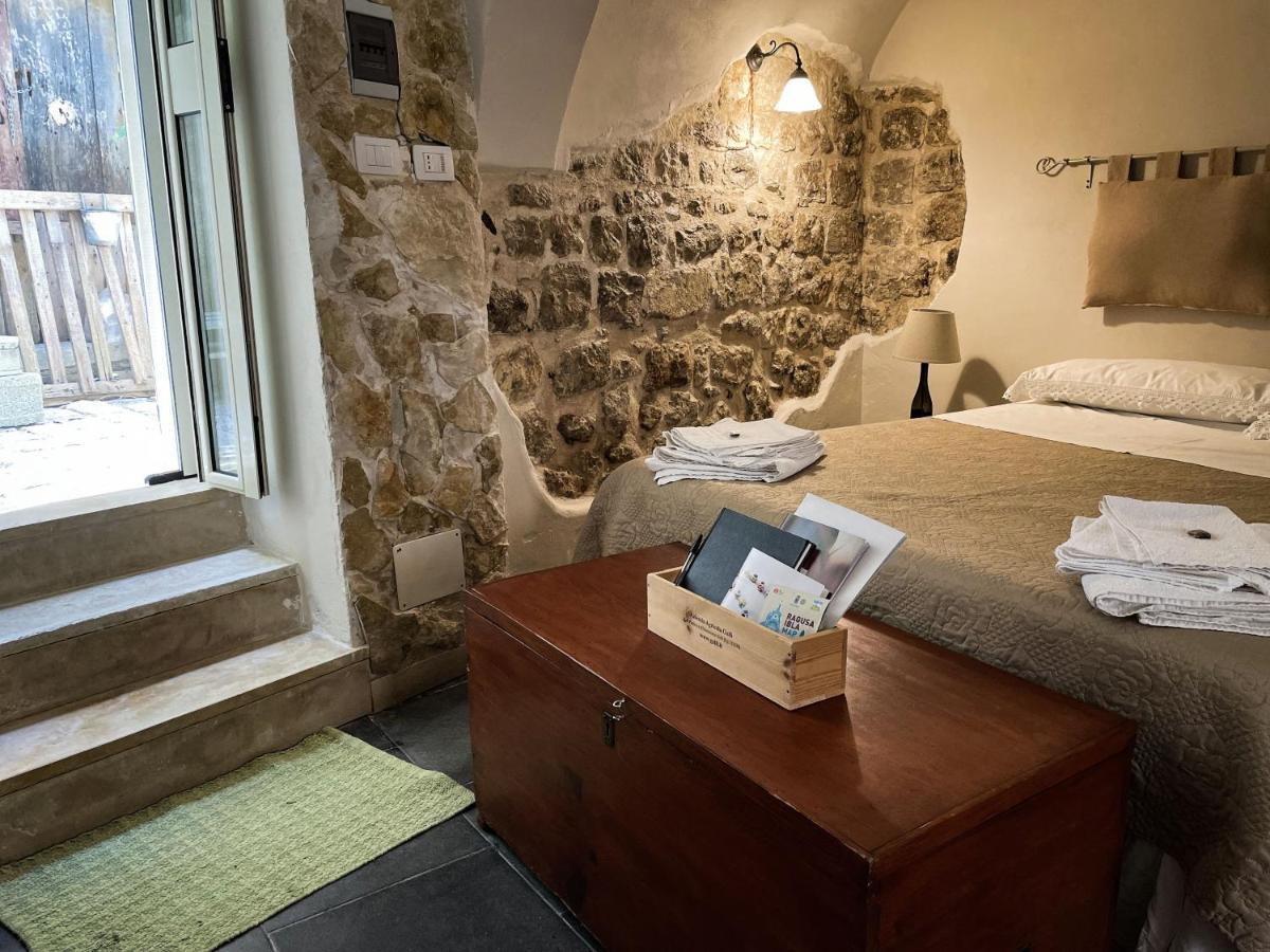 Cuturissi Hospitality & Wellnees Bed & Breakfast Ragusa Eksteriør bilde