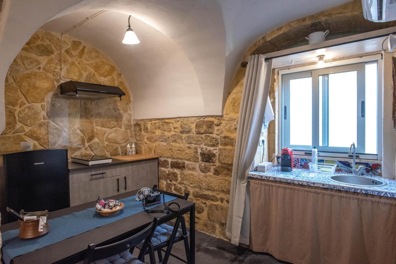 Cuturissi Hospitality & Wellnees Bed & Breakfast Ragusa Eksteriør bilde