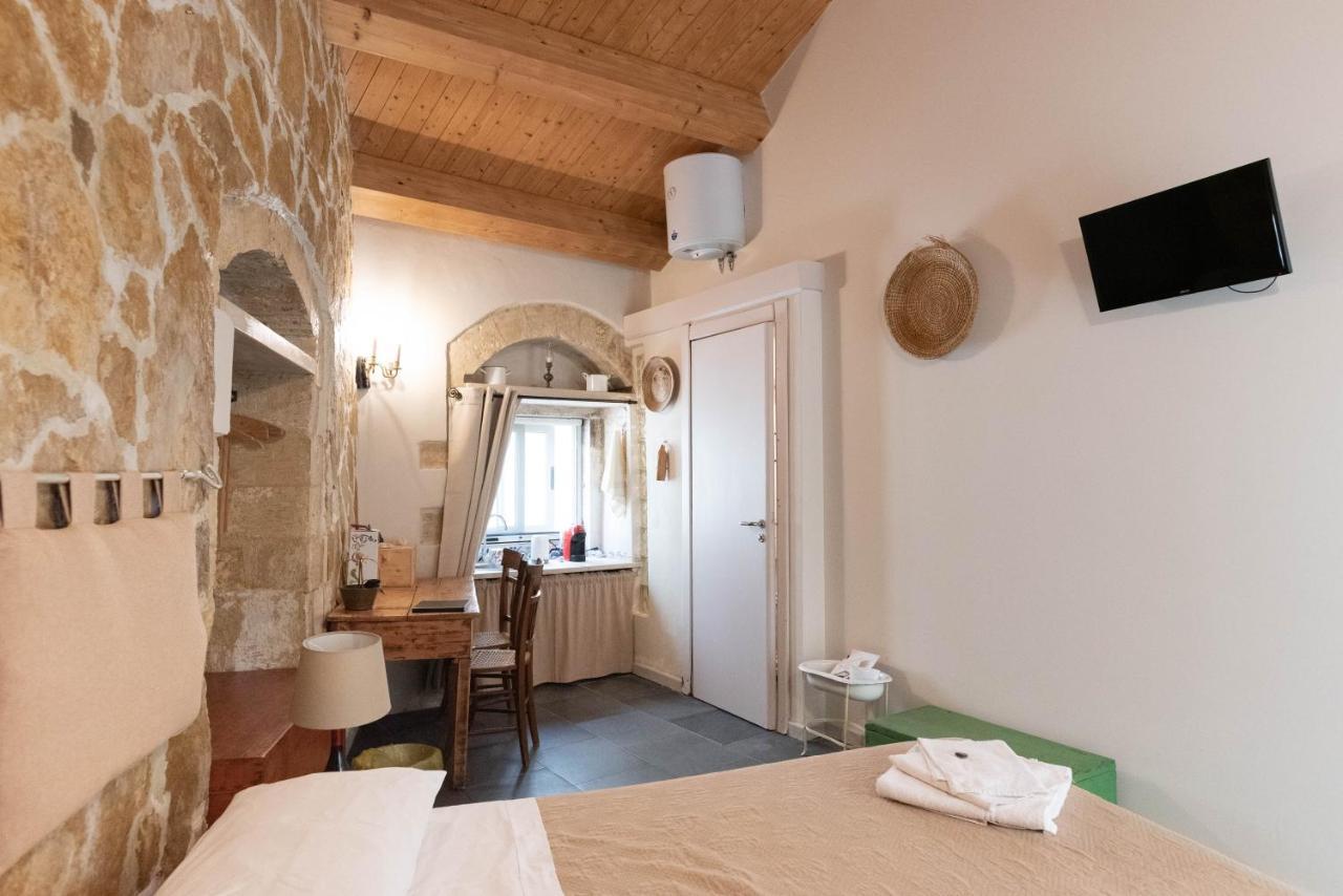 Cuturissi Hospitality & Wellnees Bed & Breakfast Ragusa Eksteriør bilde