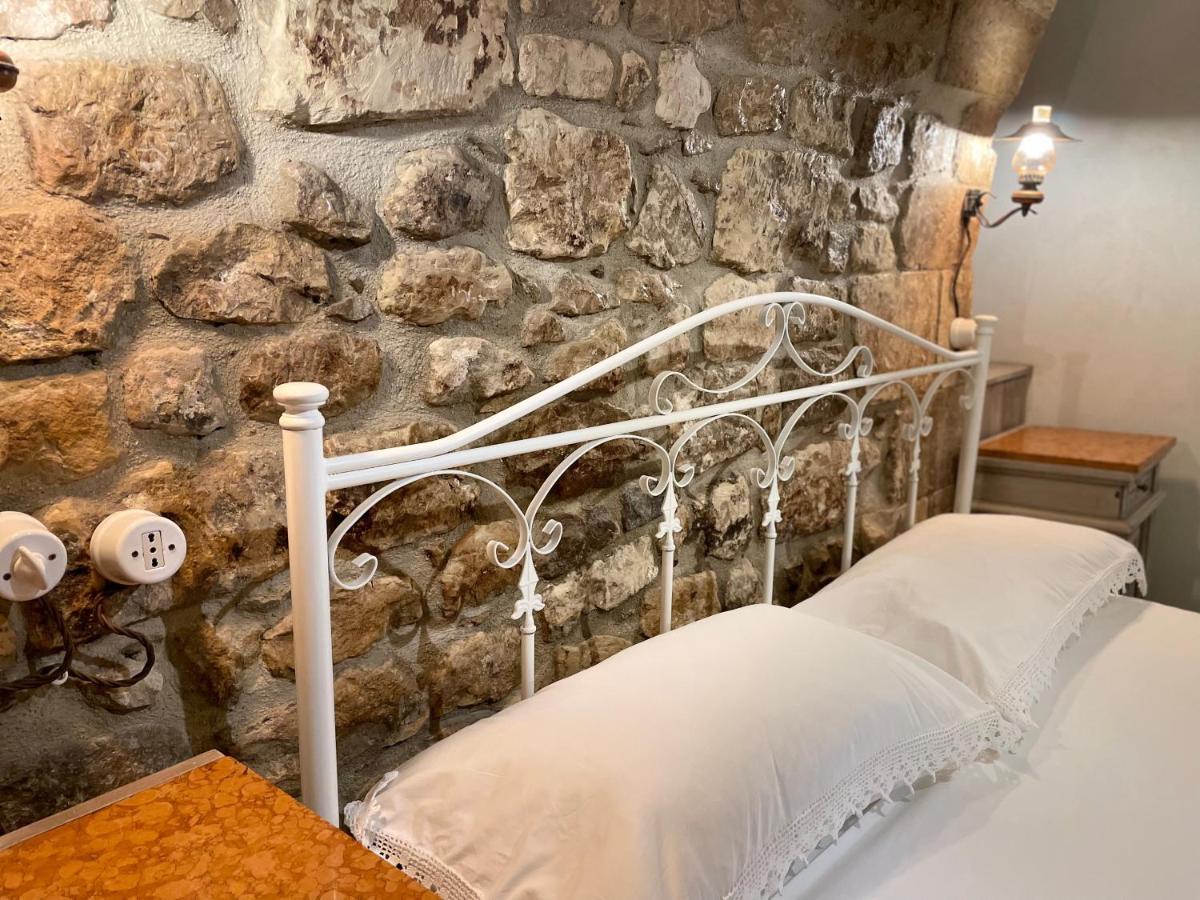 Cuturissi Hospitality & Wellnees Bed & Breakfast Ragusa Eksteriør bilde