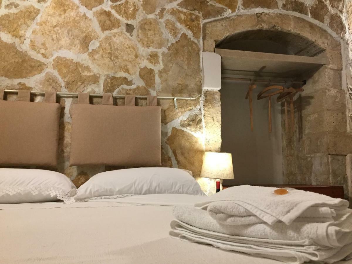 Cuturissi Hospitality & Wellnees Bed & Breakfast Ragusa Eksteriør bilde